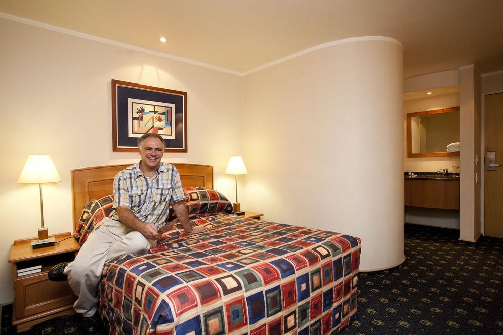 Town Lodge Mbombela Екстер'єр фото